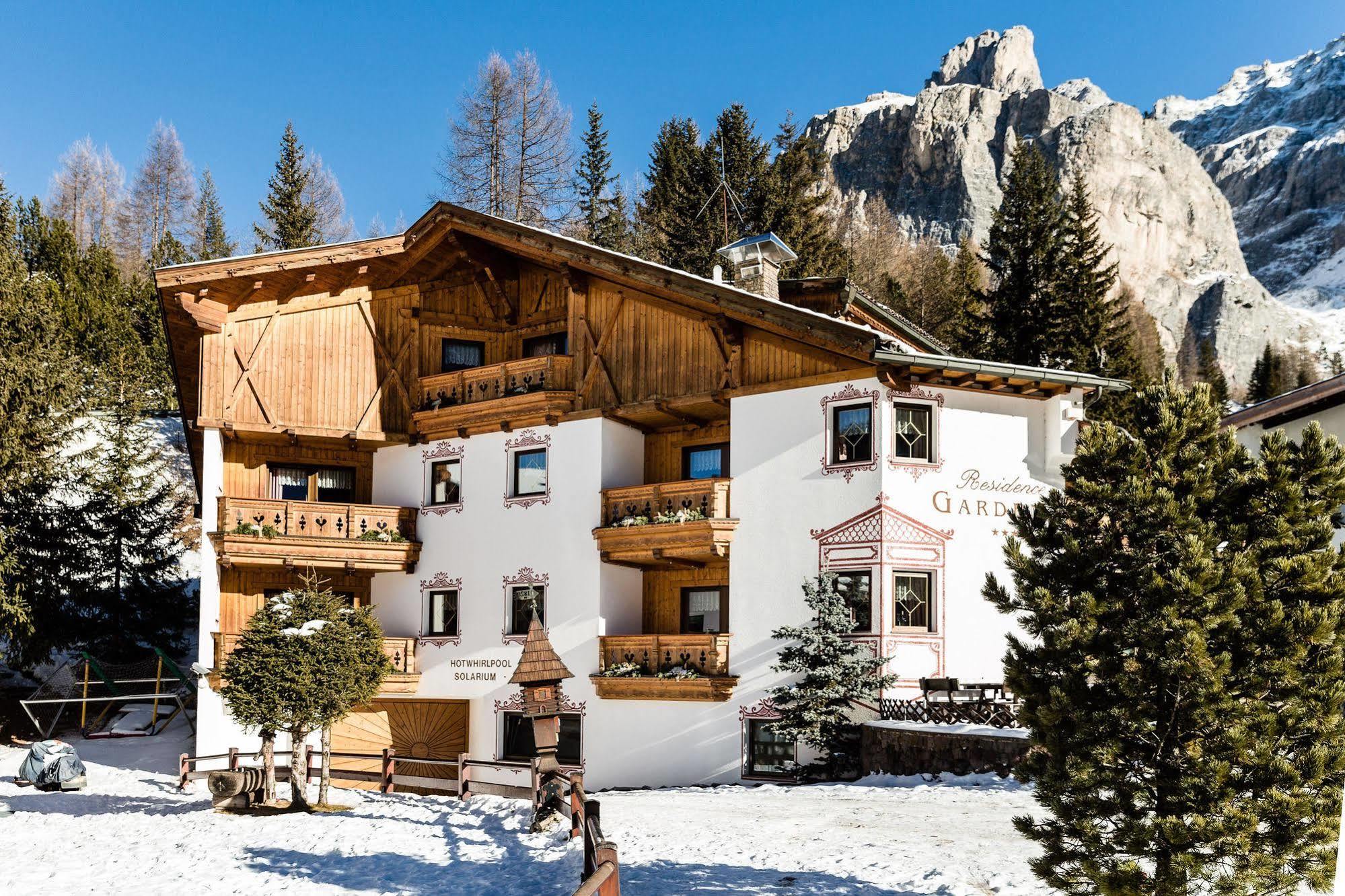 Apartments Hotel Garden Selva di Val Gardena Kültér fotó